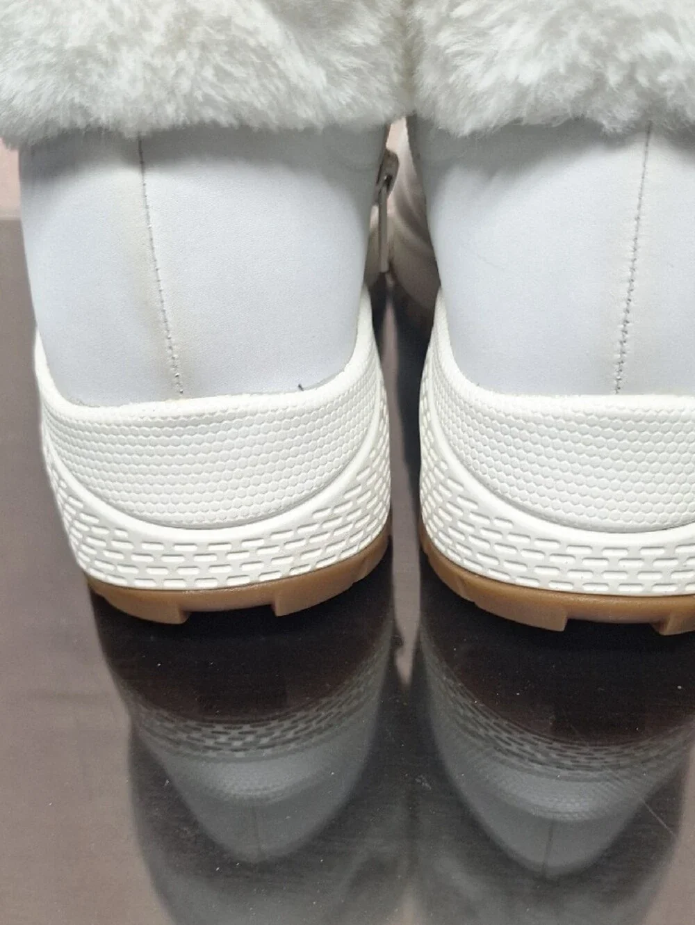 Skechers White Faux-Fur Lined Winter Boots